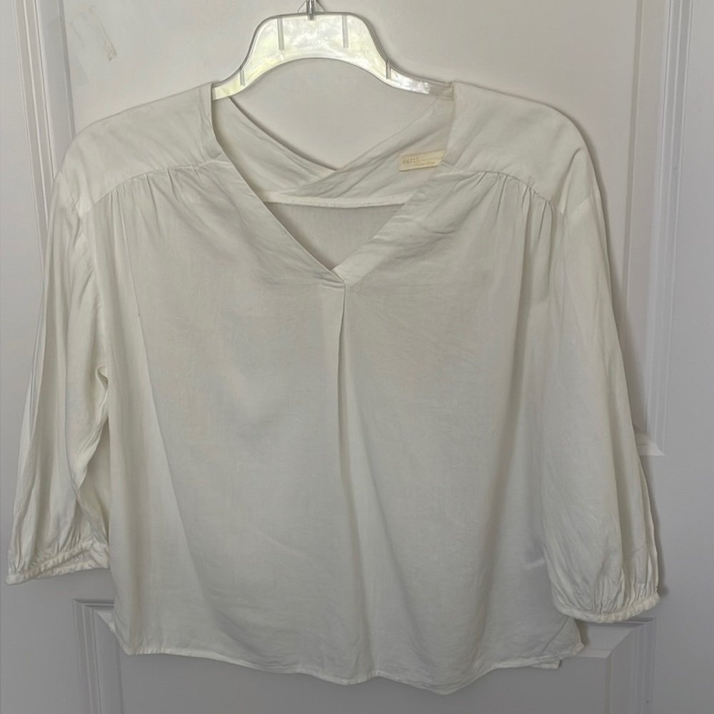 Earth Music & Ecology Off White Flowy Top Large